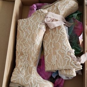 Joy folio lace beige toddler boots
